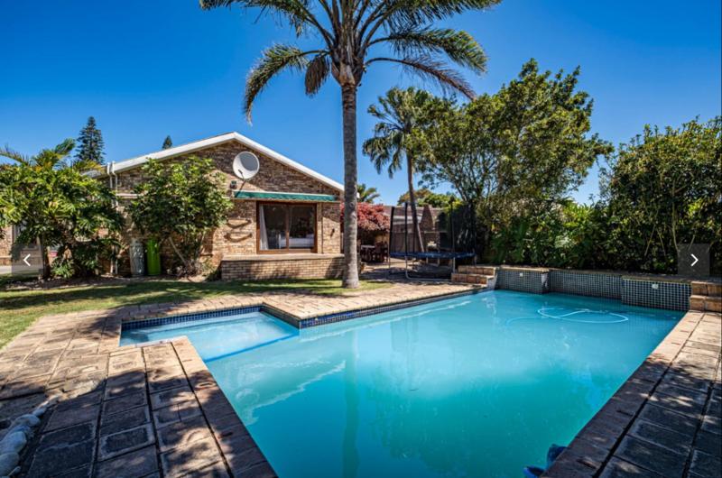 4 Bedroom Property for Sale in Lorraine Manor Eastern Cape